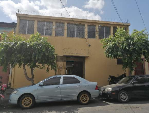 Se vende edificio en Col. Guatemala 21 C. Oriente 