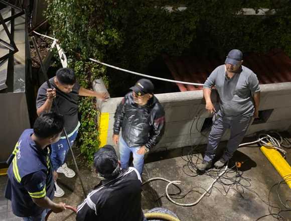 VACIADO DE FOSAS SEPTICAS CON CAMION CISTERNA 