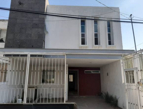 Casa en venta en Sta. Ana Tepatitlan