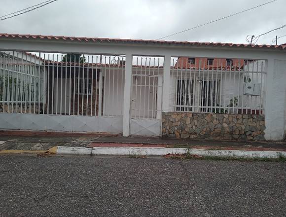 VENTA CASA URBANIZACIÓN LAS MERCEDES CABUDARE LARA