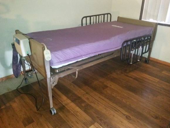 se vende cama de hospital electrica con colchon