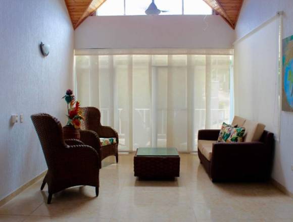 HERMOSA Y ECONOMICA CASA GIRARDOT SE VENDE