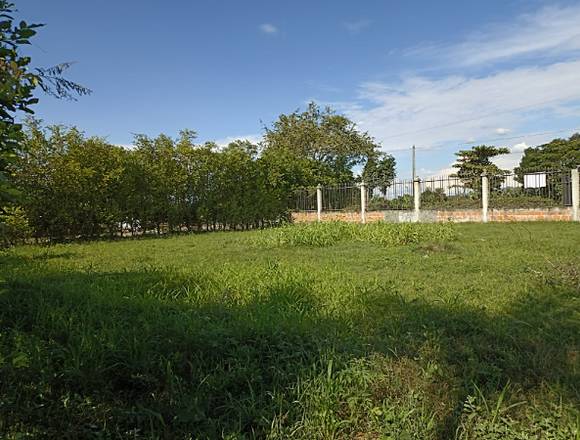 Se Vende lote en tres esquinas Tuluá, valle 