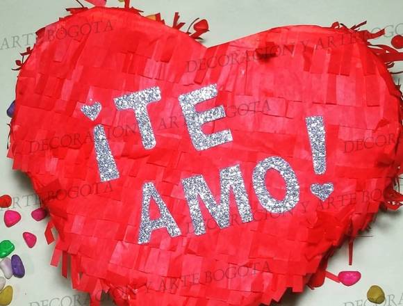 PIÑATAS TEMATICA AMOR Y AMISTAD