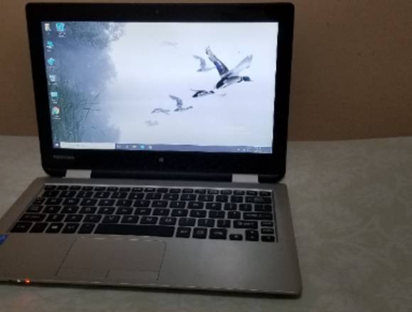 Laptop Toshiba Satellite L15W-B1302.