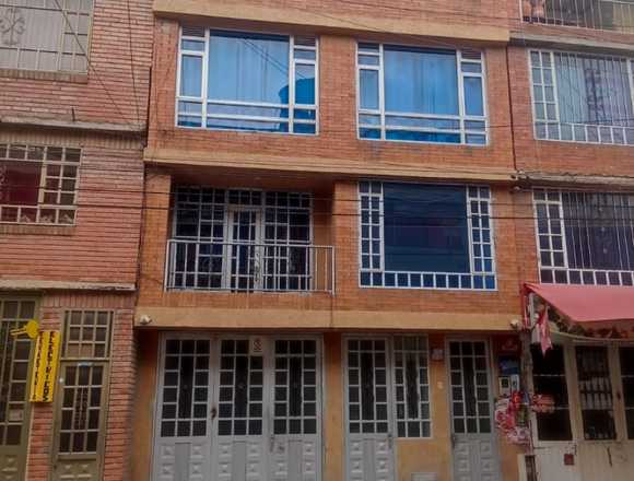 SE VENDE CASA COMERCIAL EN MOSQUERA EL POBLADO