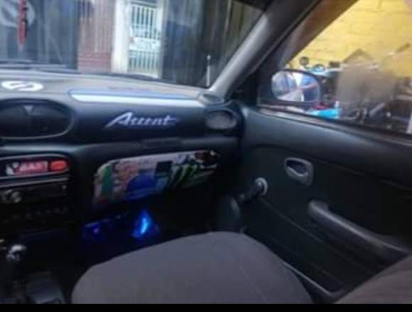 DE OPORTUNIDAD SE VENDE AUTO 