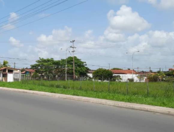 Terreno en Urbanización Doña Gladys