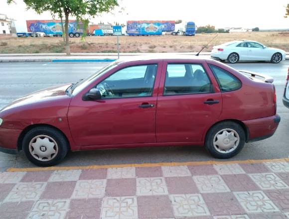 VENDO SEAT CORDOBA EN CAMPILLOS