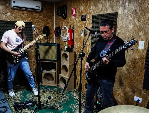 Sala de ensayo "La Cueva del Gato"