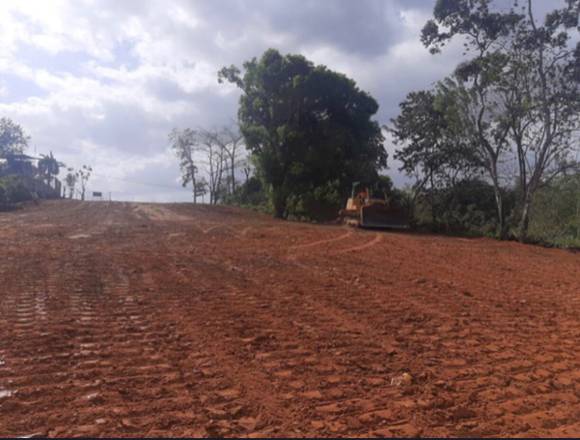 SE VENDE AMPLIO TERRENO EN PEDREGAL, EL NARANJAL 