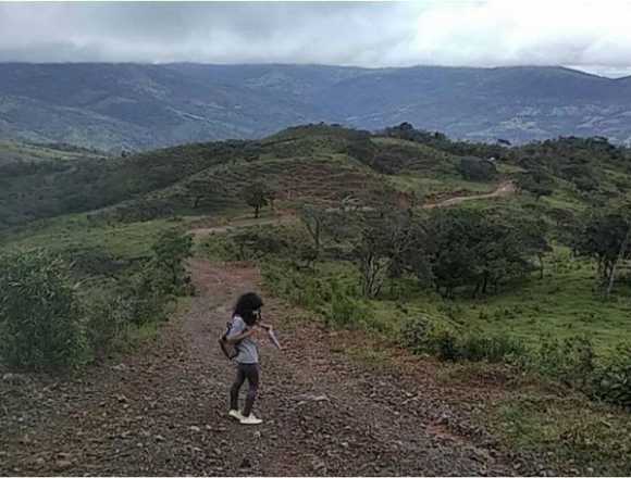 Titled Mountain Properties in Caldera, Boquete