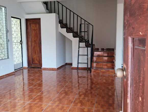 Se vende casa en la colonia Bernal