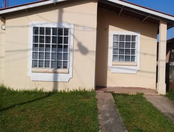 Vendo Casa en BuenaVista, La Siesta $74,000.00.