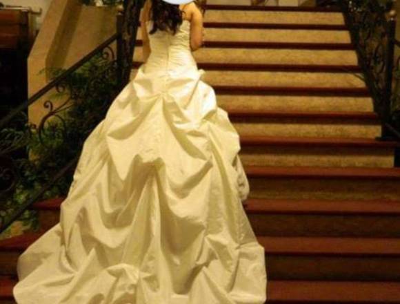 VESTIDO DE NOVIA HERMOSO 