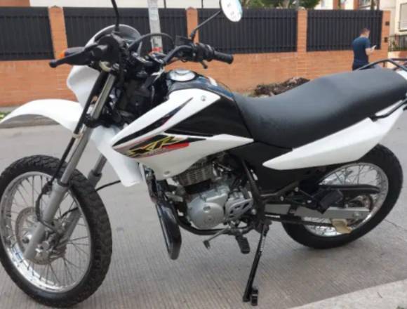 VENDO XR 125 EN EXCELENTE ESTADO