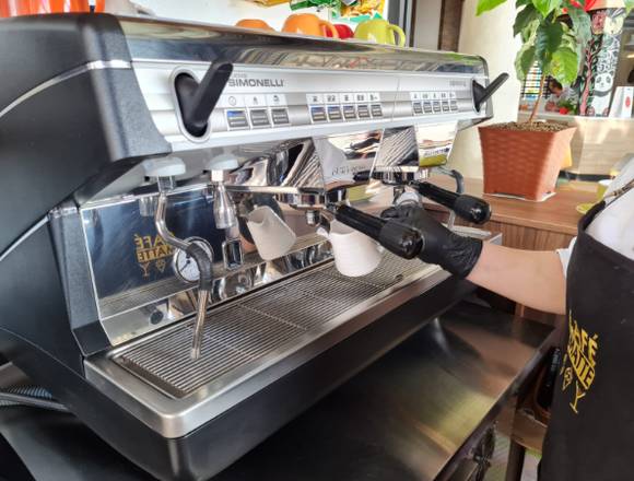 Equipamento para Café y Heladería