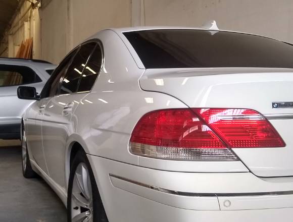 LIQUIDO BMW 750i UNICO 