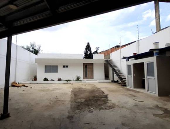 local comercial con vivienda dentro 