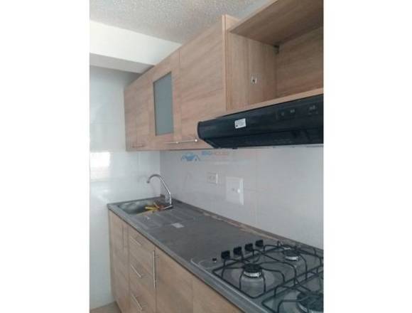 se Vende apartamento Conjunto  los Alamos T21481