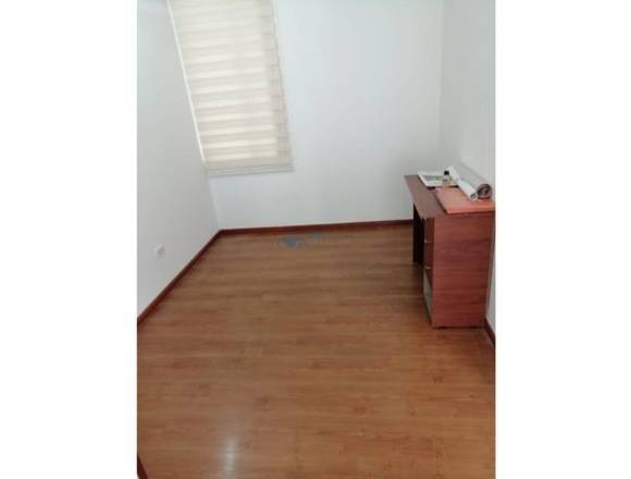 Se vende/permuta apartamento Hacienda la Quinta 1 t18203