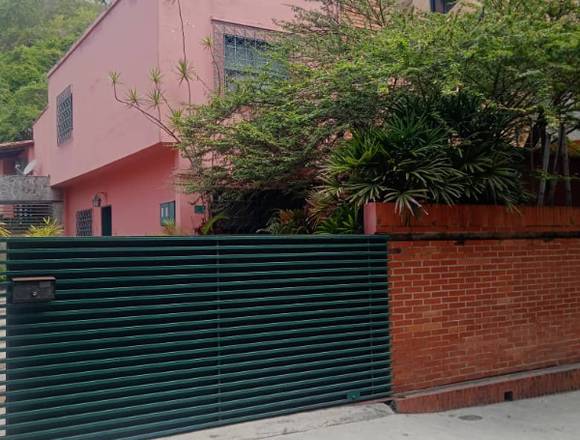 Casa en Caracas Urb. Las Mercedes EN VENTA