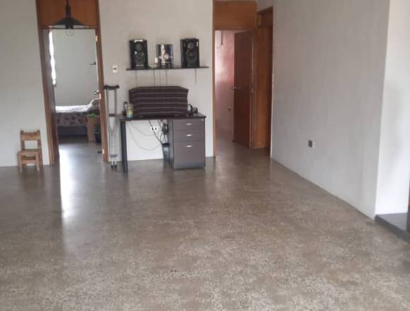 Apartamento en Caracas 3 habs 1 baño EN VENTA