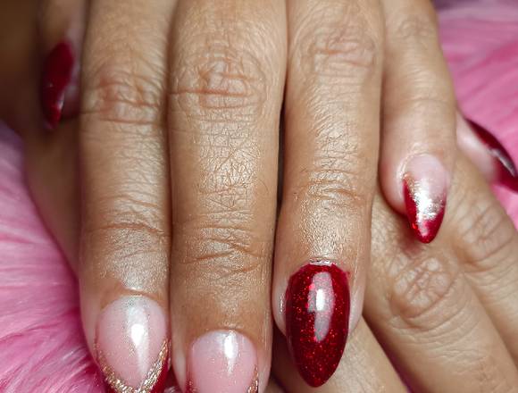 Manicura, Extensiónes uñas y Pedicura