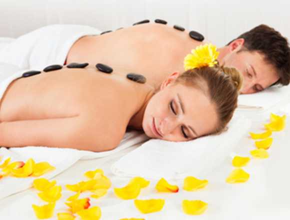 STONE MASSAGES FOR COUPLES OF 90 MINUTES 