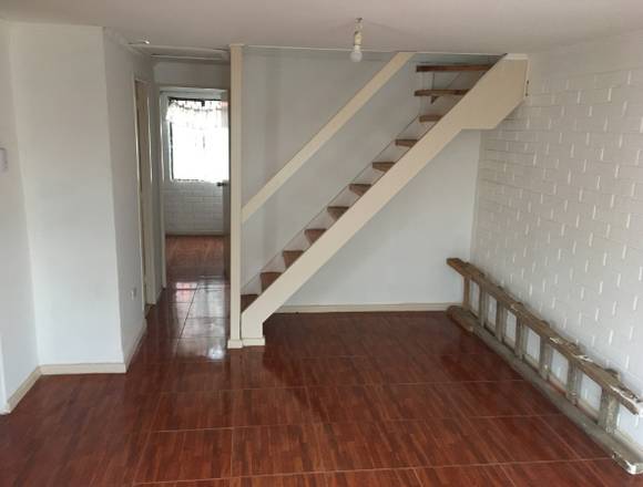 SE VENDE CASA AISLADA EN SINDEMPART