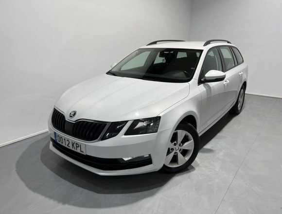 SKODA OCTAVIA COMBI  1.6 TDI 115 CV AMBITION .