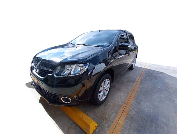 Se vende carro Renault Sandero 2018