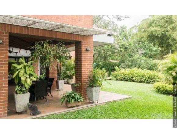 Vendo casa campestre, Pance, Sur de Cali.