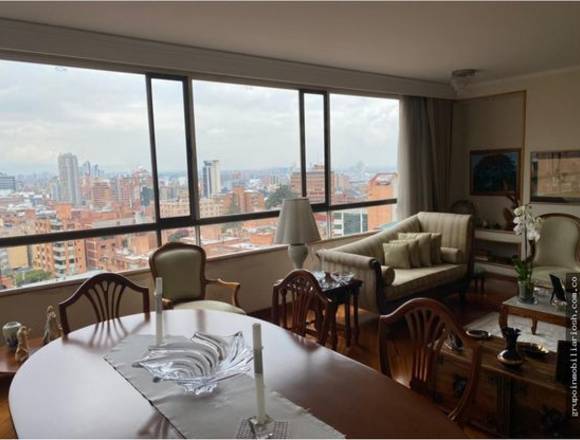 Apartamento en arriendo Los Rosales