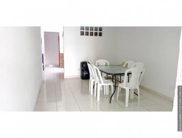 APARTAMENTO PRIMER PISO EN PROPIEDAD HORIZONTAL   GUAYAQUIL DE CALI