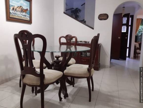 Se Vende Casa en condominio barrio Quintas de don Simón Cali (V)