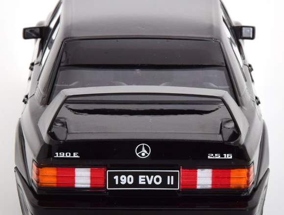 Mercedes Benz 190E 2.5-16 Evo 2 1990 - Solido 1/18