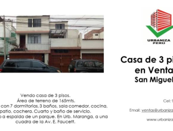 Casa de 3 Pisos en Venta