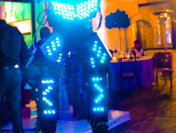 Show de Robot Led / XV años y Bodas