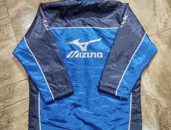 Camperon Mizuno @Morfeo_pilchas