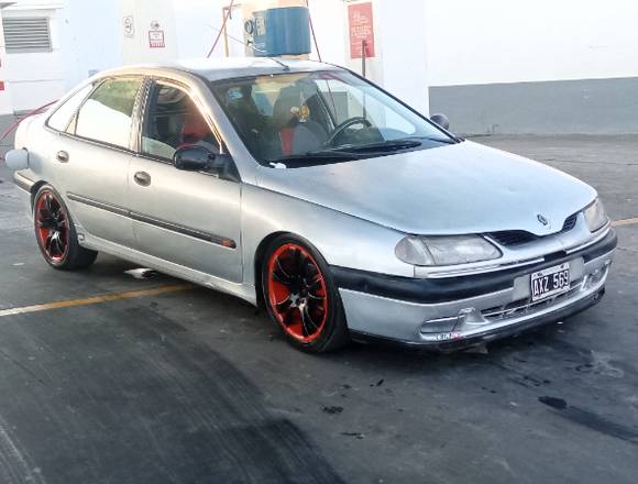 Renault laguna 2.0 con detalles