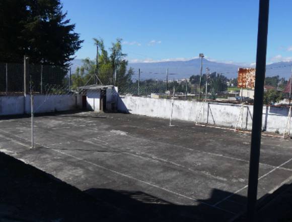 TERRENO 2468 m2 en Venta en La Armenia, Conocoto.