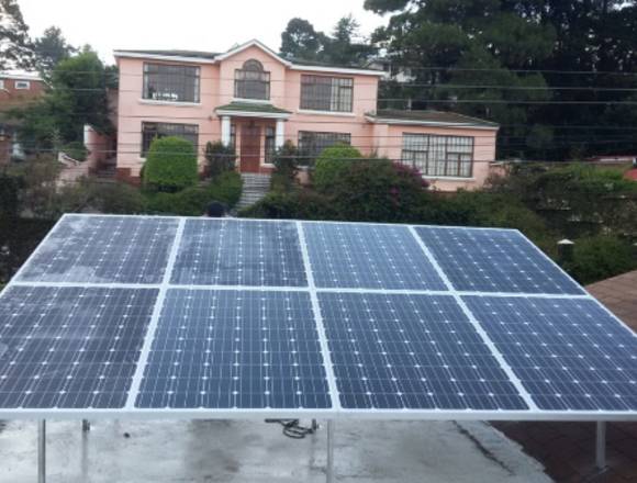 Electricista en Instalación de Paneles Solares