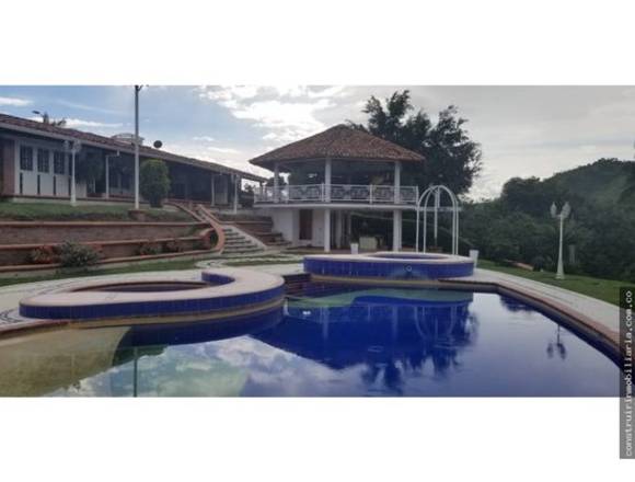 Casa en venta en Combia 