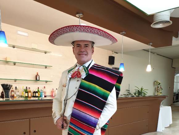 EL MARIACHI JUAN CARLOS EN MADRID