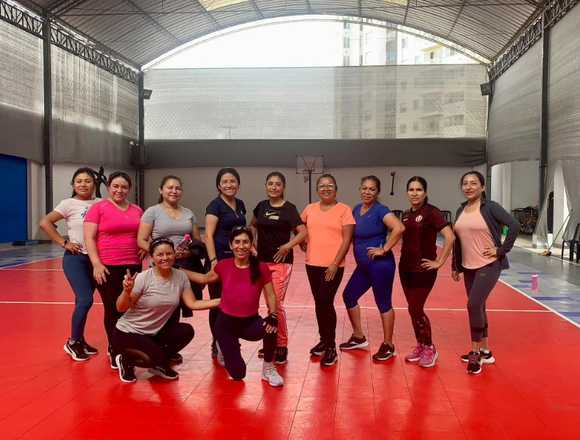 Increible clase baile zumba fitness por Irina 