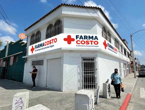 ALQUILO PARA TIENDA DE CONVENIENCIA, FARMACIAS.