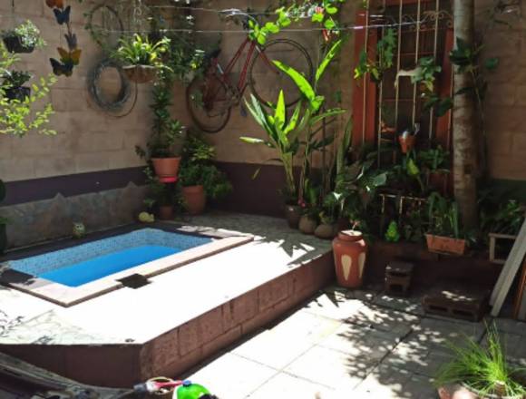 SE VENDE CASA EN MIRALVALLE 🌳