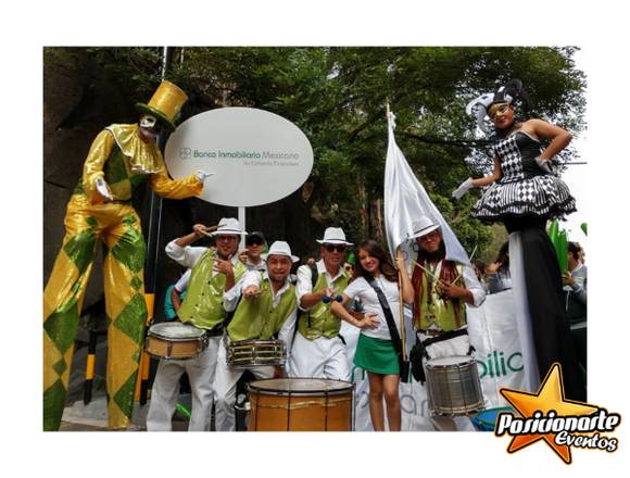 Batucada y Zanqueros / Carnaval Ciudad de México