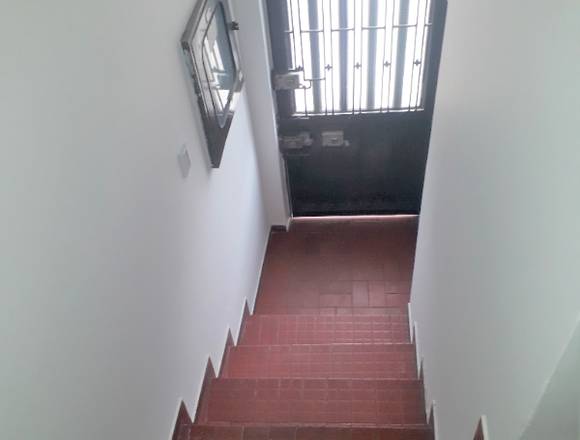 VENDO CASA RENTABLE - BARRIO GAITAN